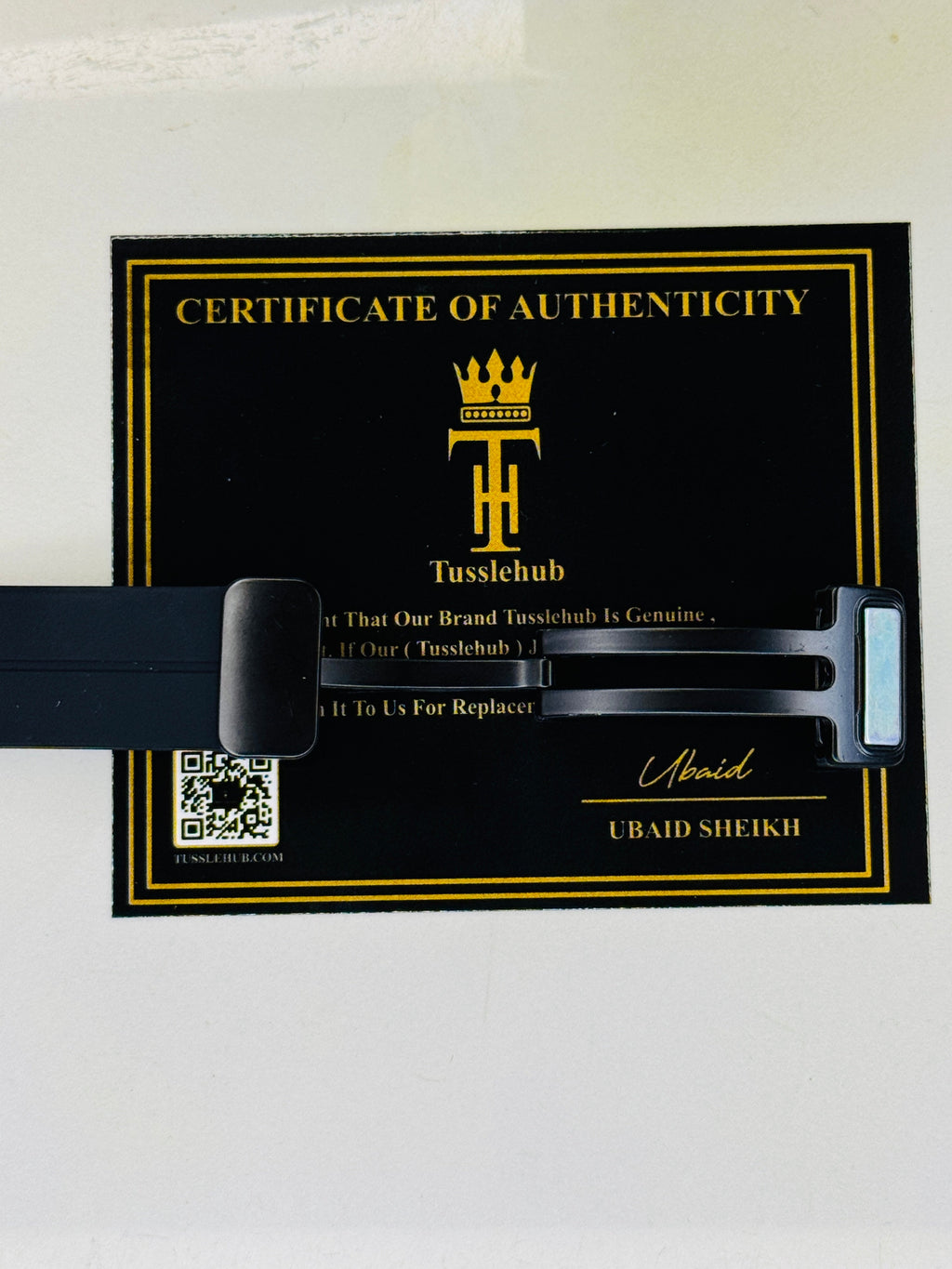 Black White Slim Balloon Universe Point Watch