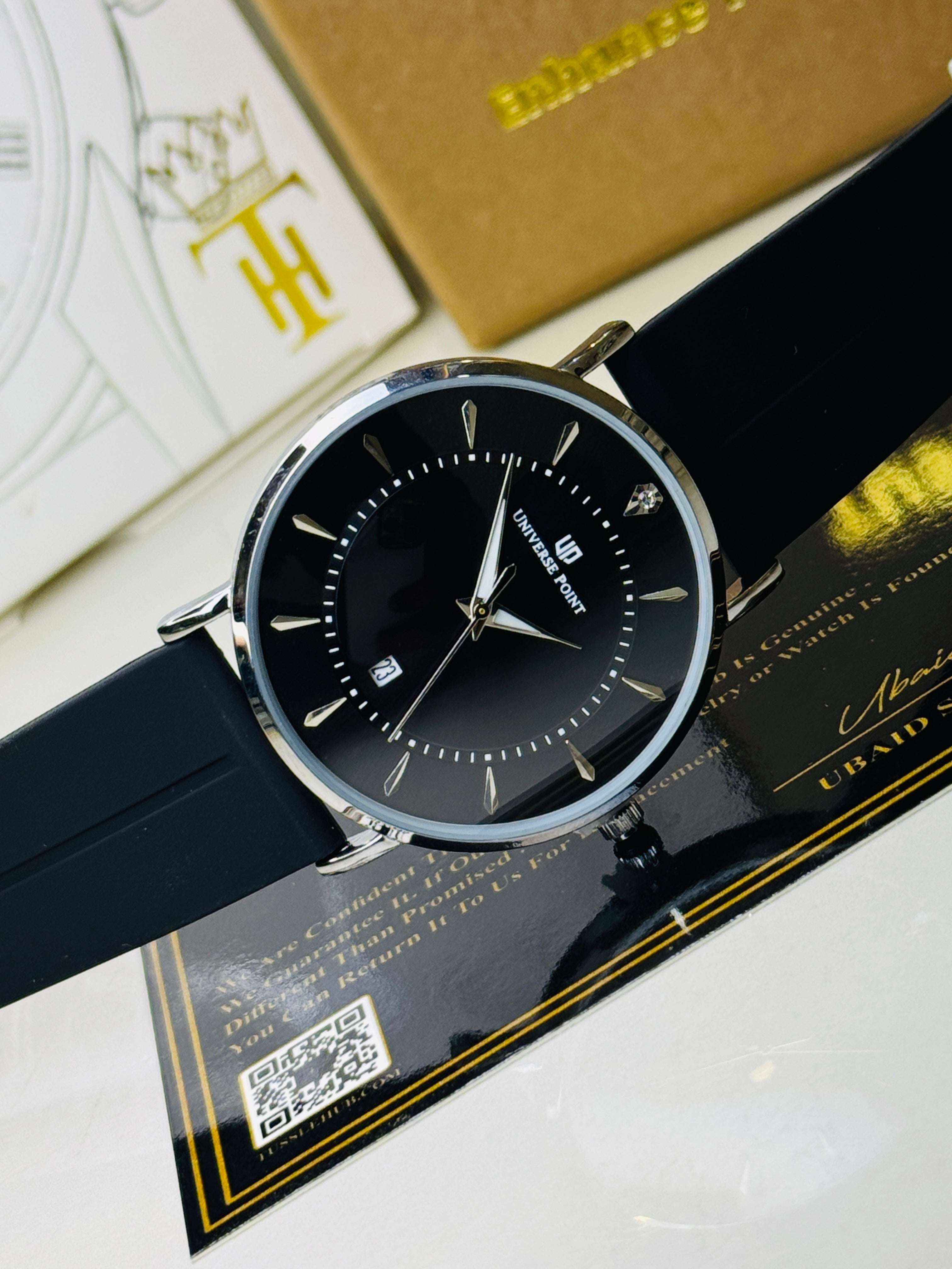 Black Silver Slim Balloon Universe Point Watch