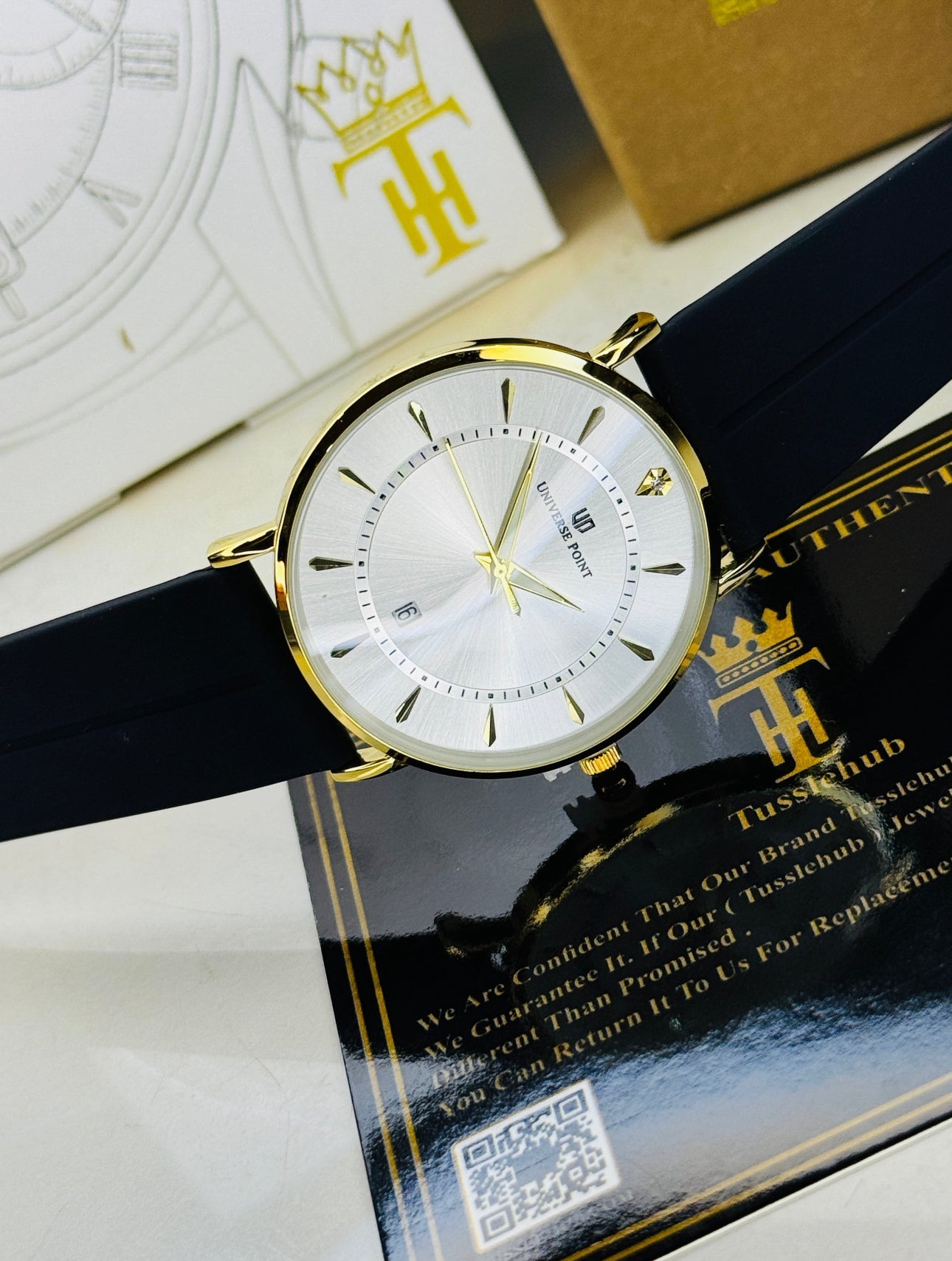 Black White Slim Balloon Universe Point Watch